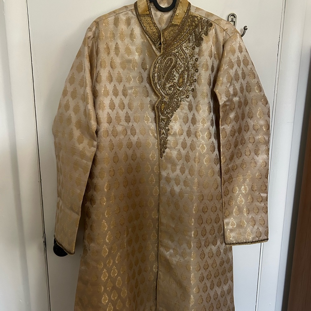 Gold Embellished Men’s Indian Kurta Size 38